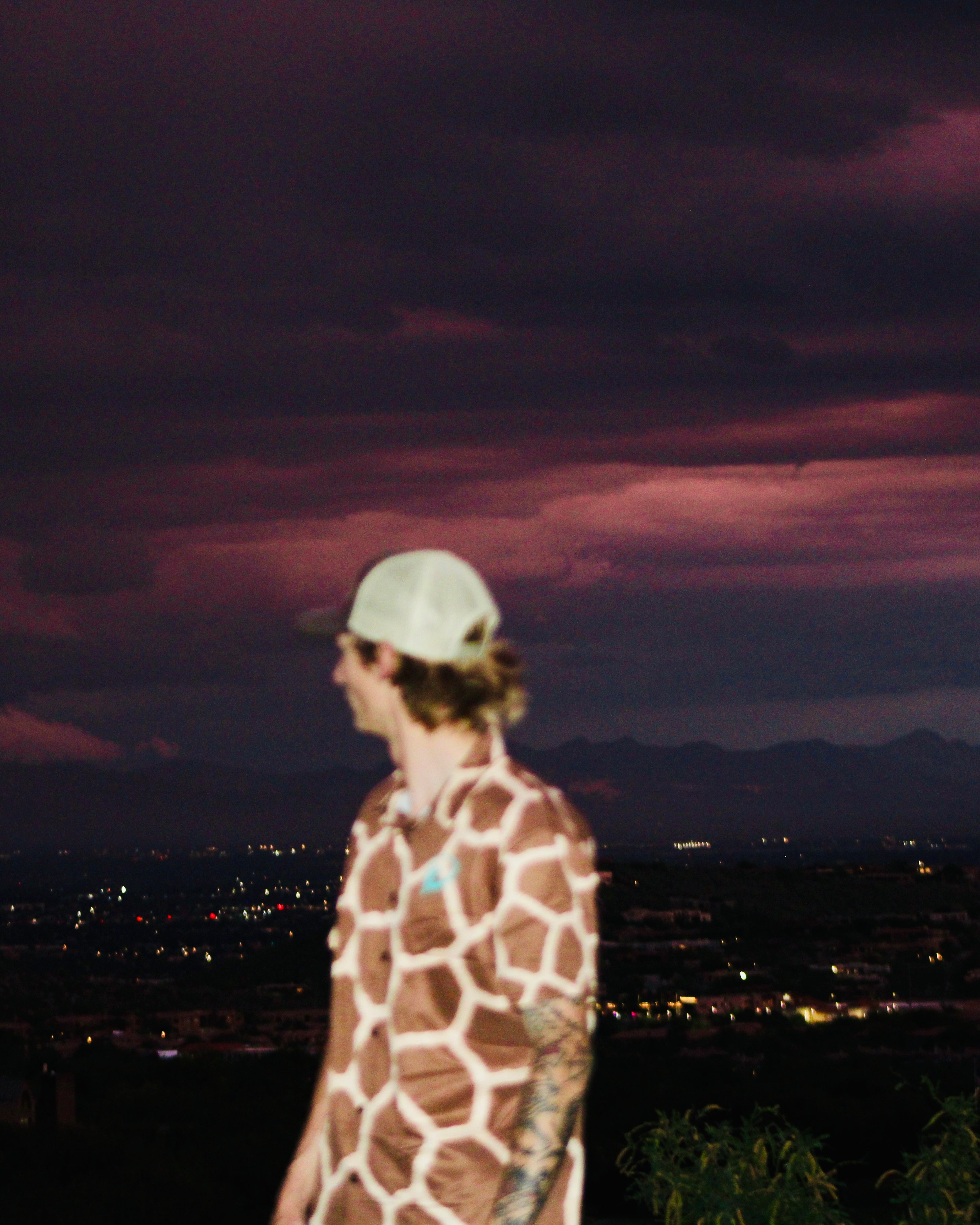 Giraffe — Men’s Button Down Shirt